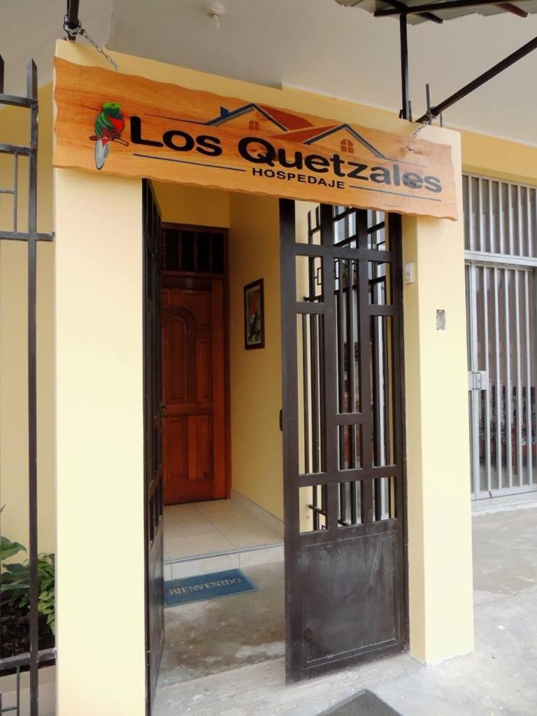 Hospedaje "Los Quetzales De Oxapampa" Экстерьер фото